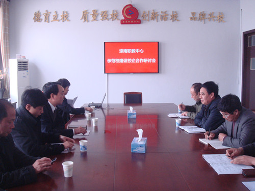 DSC04950_.jpg